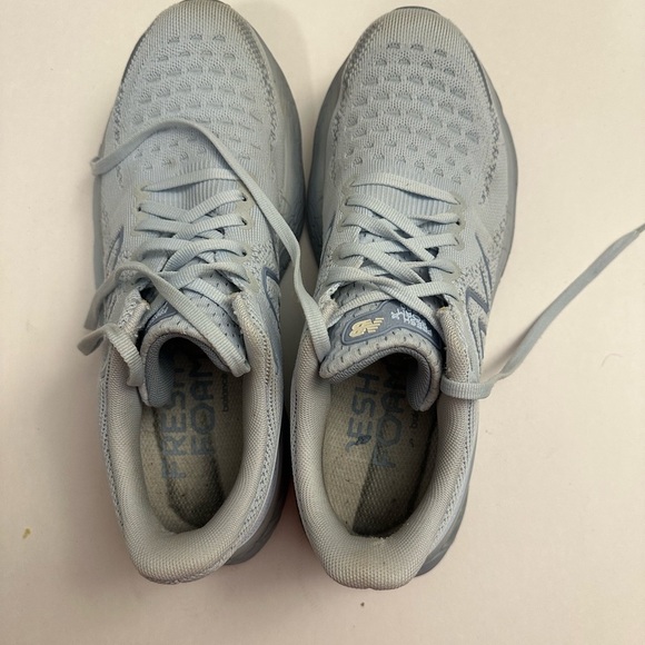 New Balance Women's Fresh Foam X 1080 v12 Light Blue Sneakers W1080A12 Size 10 B - Picture 8 of 13